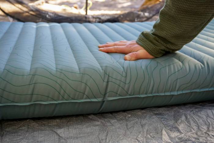 Therm-a-Rest NeoAir Topo Luxe Fabric